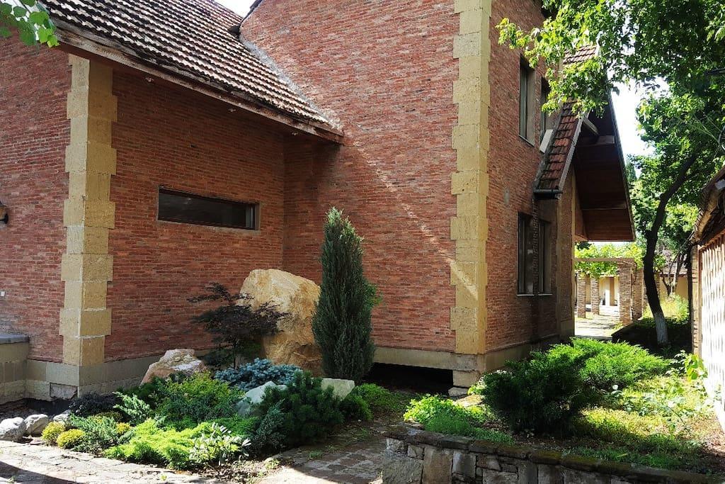 트빌리시 Rare House With Garden 빌라 외부 사진